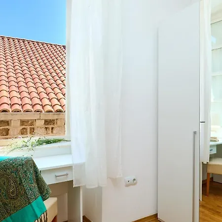 Hedera Estate, Hedera A34 *