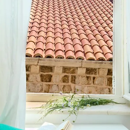 Hedera Estate, Hedera A34 Ντουμπρόβνικ